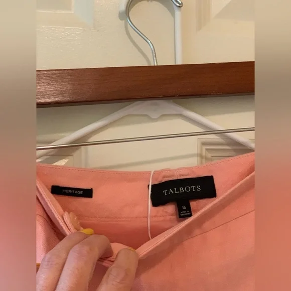 Talbots Women's Pink Cropped Heritage Linen Blend Pants.   Size-16 - Picture 4 of 4